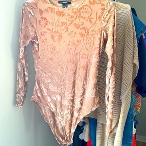 Rose gold unibody shirt